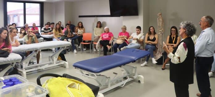 Una paciente con cáncer de mama cuenta su experiencia en las jorndas del CEU de Elche