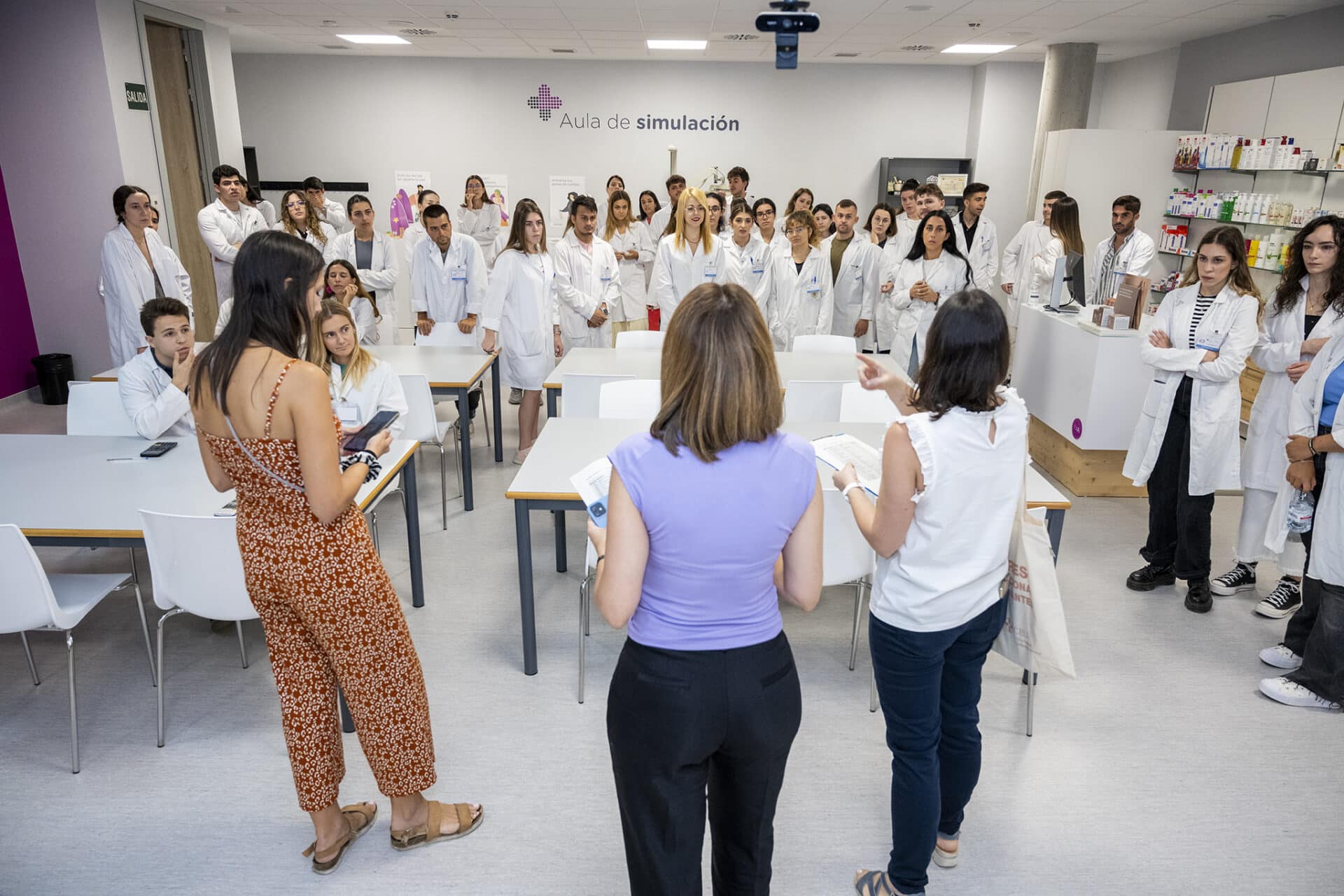 Los Futuros Farmac uticos Se Examinan En La Prueba ECOE los-futuros-farmac-uticos-se-examinan-en-la-prueba-ecoe