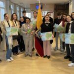 Un aprendizaje sobre el trabajo diplomático y consular: estudiantes de Ciencias Políticas visitan el Consulado de Ecuador