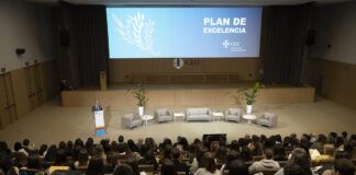 La CEU UCH presenta a su alumnado un plan para promover la excelencia en la formación y desarrollar su plan de carrera