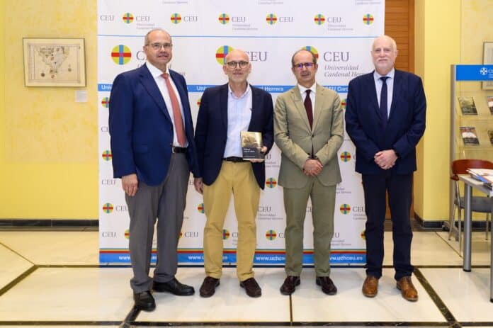 libro-educar-con-el-relato-rafael-fayos-ceu-uch-dest