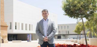El sector ovino y caprino se reúne en la CEU UCH El doctor Ángel Gómez Martín en el Paraninfo de la CEU UCH, sede en Valencia de los Congresos de la SEOC en septiembre de 2024.