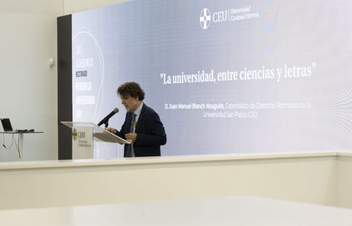 dies-academicus-juan-manuel-blanch-dest