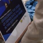 Con expertos de seis países, para analizar la crisis de valores democráticos en Europa