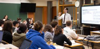 Arrancan los Seminarios Universitarios Abiertos en la Facultad de Humanidades y Ciencias de la Comunicación