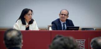 La presidenta de Les Corts inaugura el Curso de Derecho Parlamentario de la Universidad CEU Cardenal Herrera