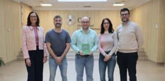 Presentan una innovadora guía para promover las habilidades de investigación y pensamiento crítico de los futuros fisioterapeutas