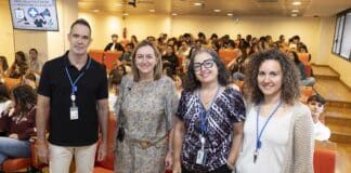 La directora general de Atención Primaria participa en el ciclo de conferencias del CEU “Educar para la salud”