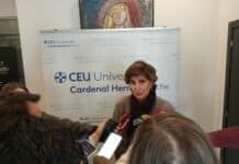 María San Gil alerta en el CEU UCH de Elche de que “Euskadi podría tener un lehendakari de Bildu con el apoyo del PSE”