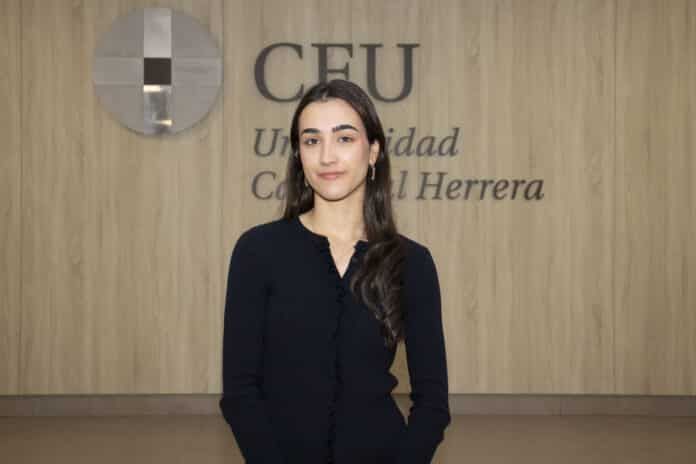 ceu-uch-valencia-estudiante-fisioterapia-helenaguillem