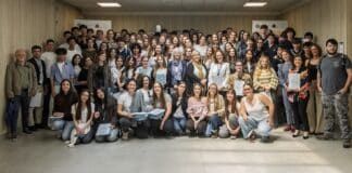 Escolares valencianos aíslan veinte microorganismos con potencial capacidad antibiótica en un proyecto científico