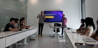 El CEU UCHy AWS acercan el método de innovación de Amazon a los universitarios