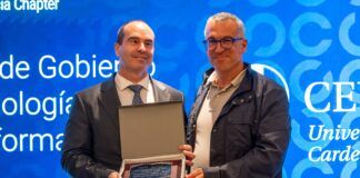 La Universidad CEU Cardenal Herrera, galardonada con el Premio «Gobierno de TI» de ISACA Valencia