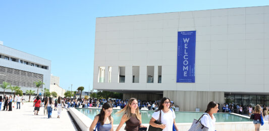 La CEU UCH da la bienvenida a más de 2.800 nuevos estudiantes en un curso récord de matriculación