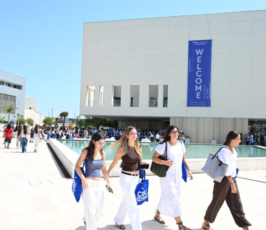 La CEU UCH da la bienvenida a más de 2.800 nuevos estudiantes en un curso récord de matriculación