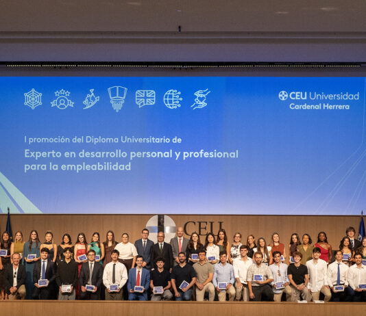 La CEU UCH gradúa a la primera promoción del Diploma de Experto en Desarrollo Personal y Profesional para la Empleabilidad