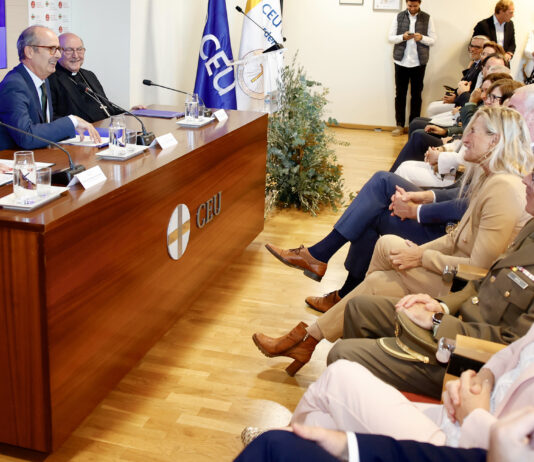 Higinio Marín: «La Universidad CEU Cardenal Herrera invirtió el curso pasado más de 10 millones en becas y ayudas al estudio”