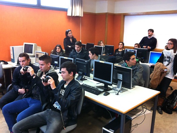 Taller de periodismo con alumnos de 1º de Bachillerato del Colegio Lledó de Castellón