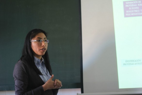 Mª Esther Chuquimia durante la presentación. Foto: Jose Pablo Salvador López