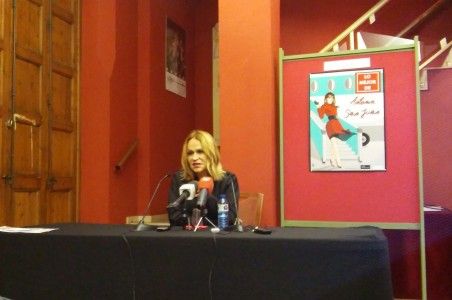 Antonia San Juan durante una rueda de prensa en el Teatre Talia. Foto: L.G. 