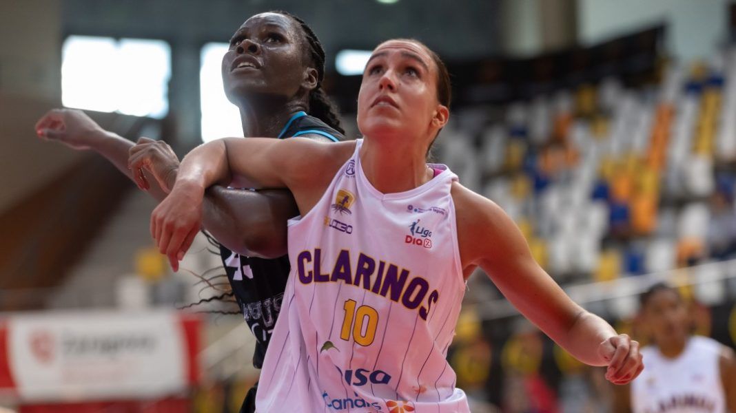 Ciudad de la Laguna-Tenerife Laura Herrera Ciudad de la Laguna-Tenerife Laura Herrera