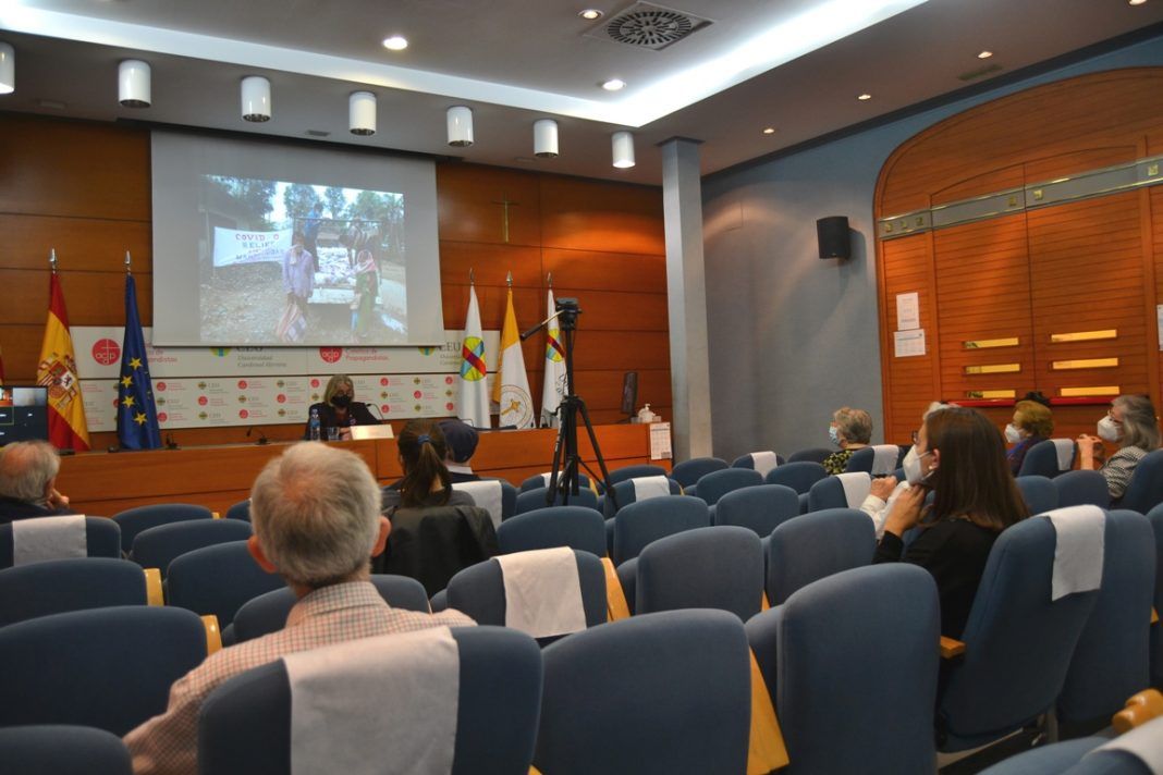 Manos Unidas Valencia Exposición Colomina CEU